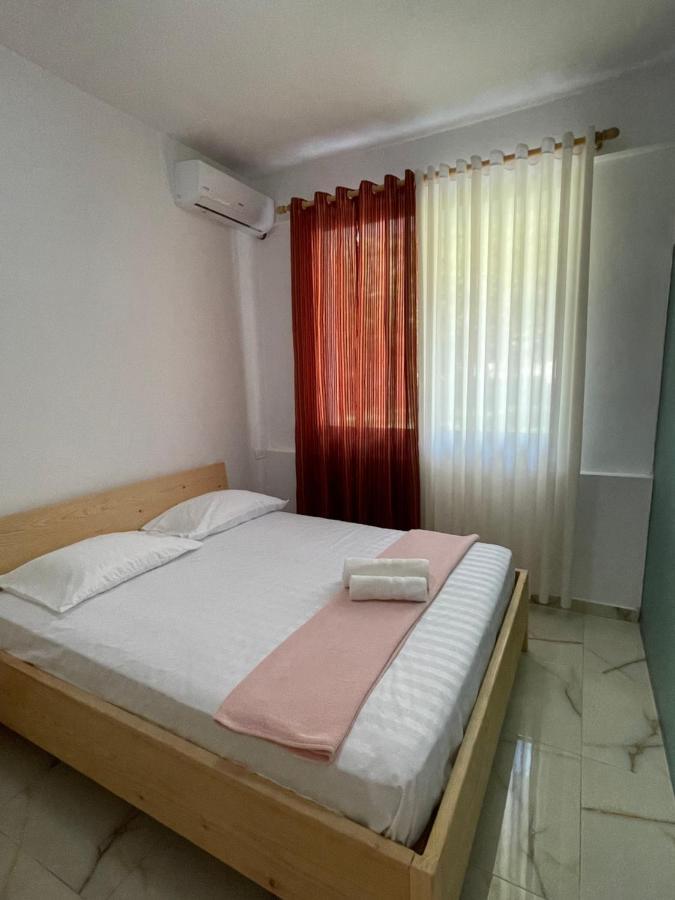 Xho'S Forest Guest House เบราท ภายนอก รูปภาพ