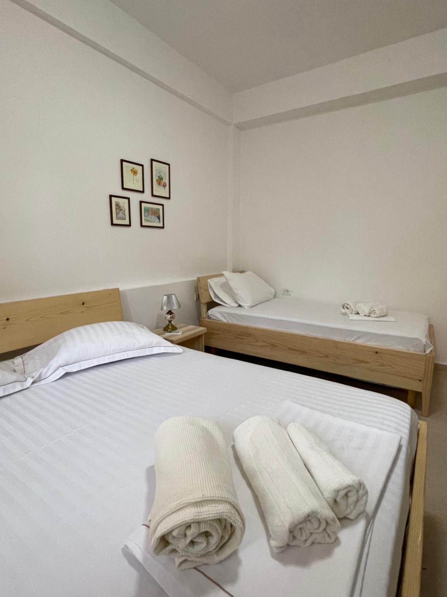 Xho'S Forest Guest House เบราท ห้อง รูปภาพ